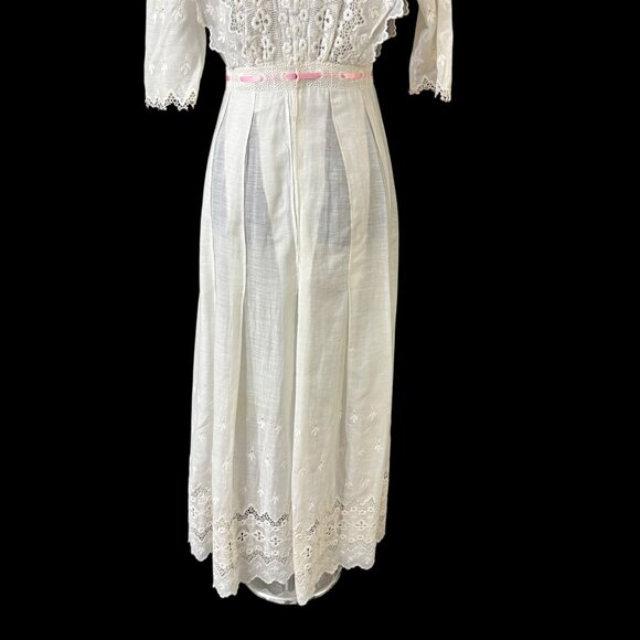Edwardian White Cotton Voile or Lawn Summer Tea Dress Eyelet Lace Antique 1900s - Picture 9 of 14